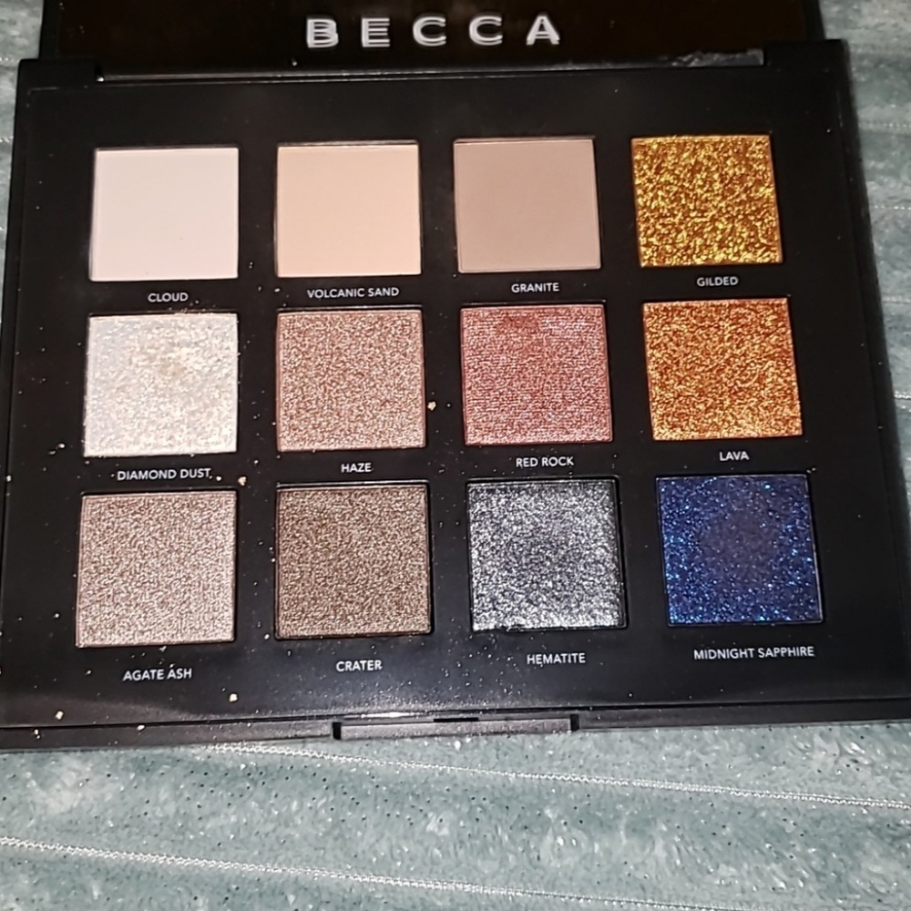 Makeup - Picture 2 of 2